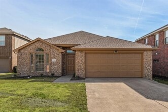 Building Photo - 2508 Pioneer Bluffs Rd