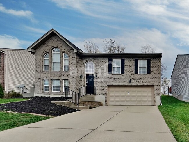 Building Photo - 3020 Lansdowne Ln