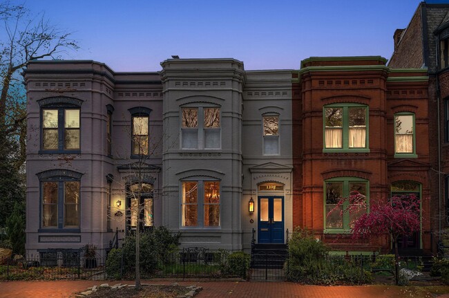 Building Photo - 1102 East Capitol St NE