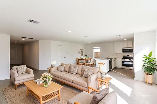 Foto del edificio - New Home in Sunterra – Enjoy the Beach Lagoon Lifestyle