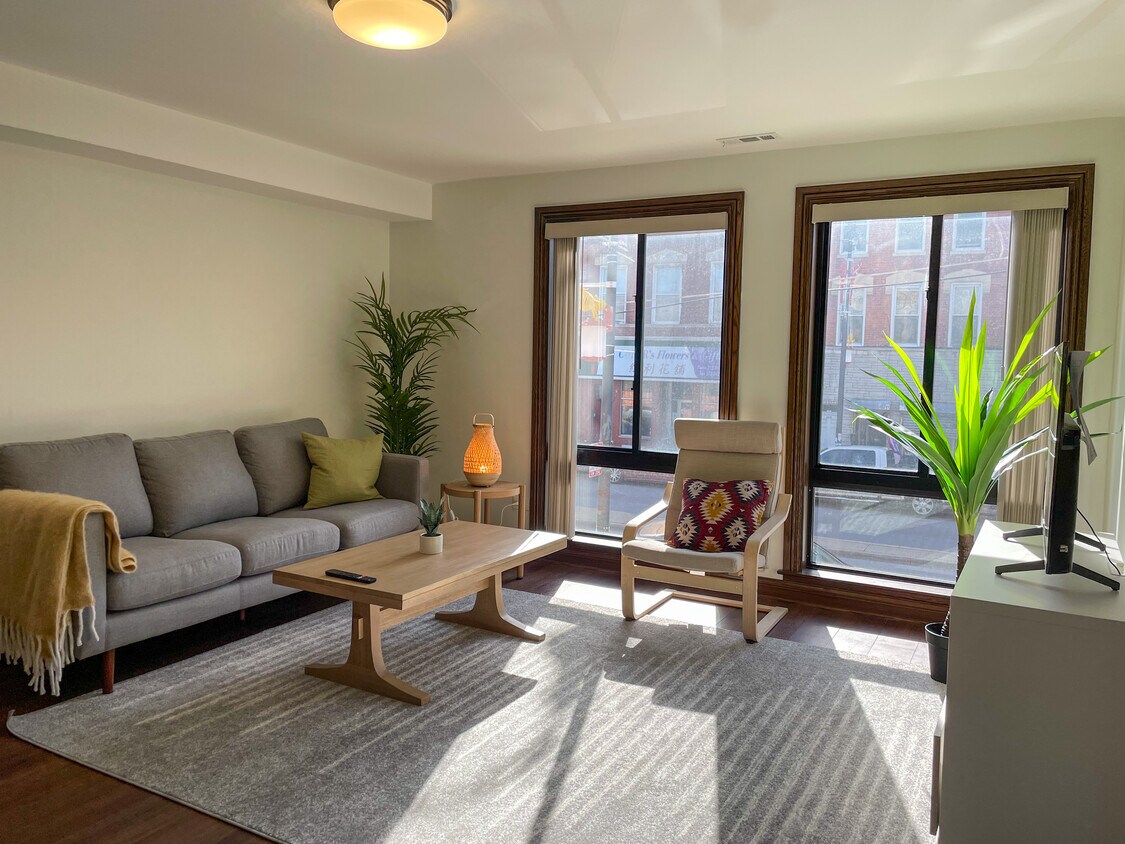 2417 S Wentworth Ave Unit 2A, Chicago, IL 60616 Condo for Rent in