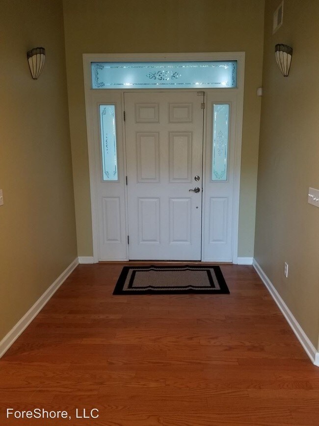 Building Photo - 4 br, 2.5 bath House - 240 Moss Creek Drive