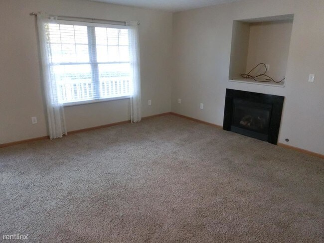 Foto del edificio - 3 br, 2.5 bath House - 2970 East Powell Road