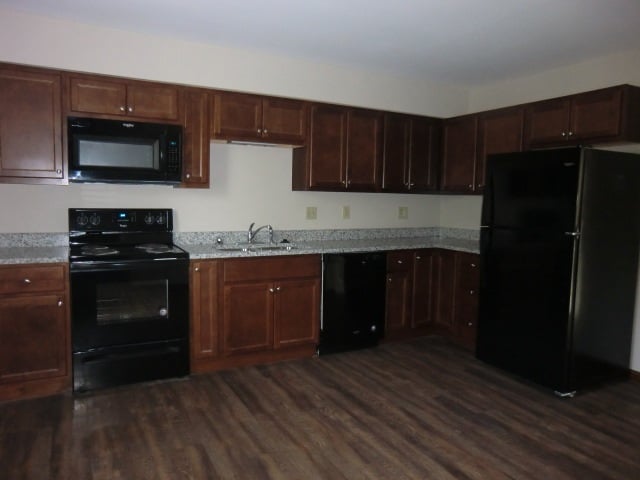Building Photo - 4 Heritage Pl