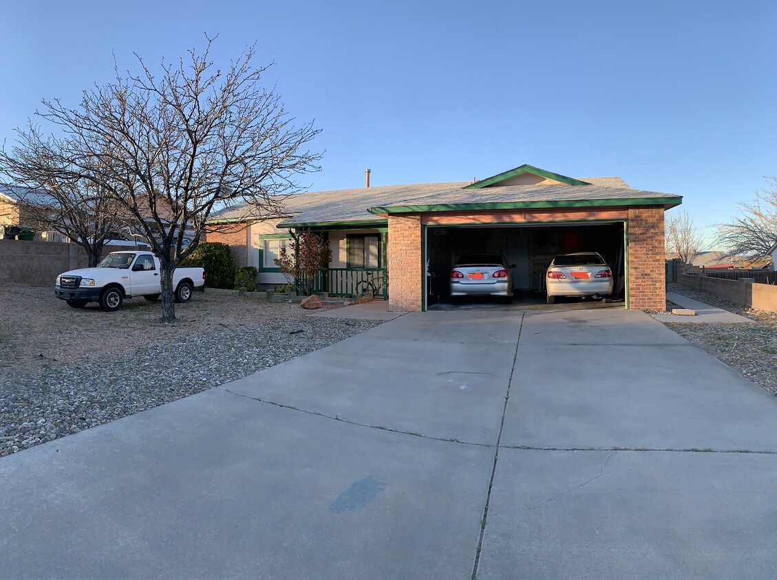 6213 Cattail Rd NE, Rio Rancho, NM 87144 House Rental in Rio Rancho