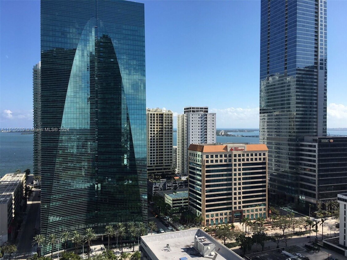 Foto principal - 1300 S Miami Ave