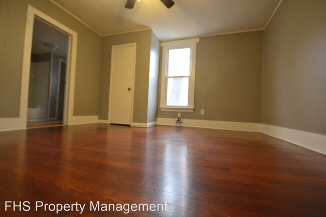 Foto del edificio - 1 br, 1 bath House - 709 W. Scott Street