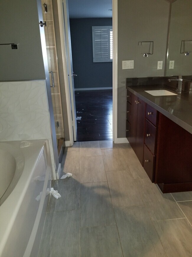 8871 Burton Way Unit 305, West Hollywood, CA 90048 Condo for Rent in