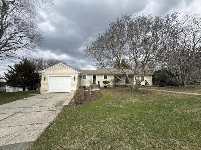 Photo - 76 Borden Rd House