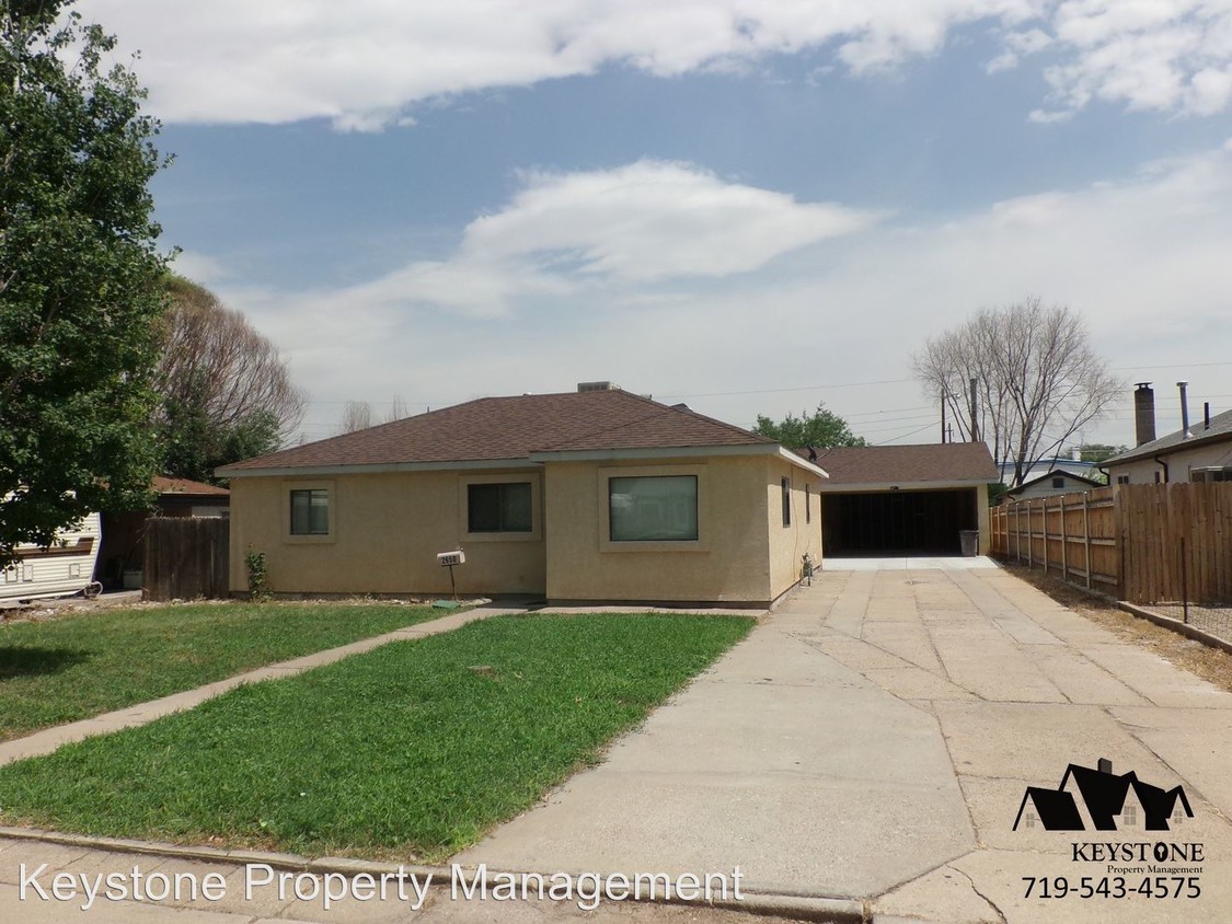 Primary Photo - 3 br, 1.5 bath House - 2650 Aster Street