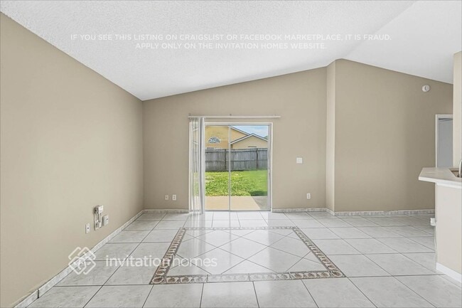 Building Photo - 1422 Coldwater Ct