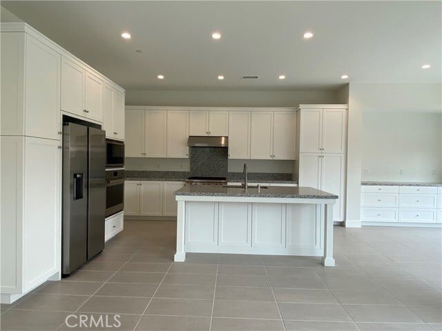 Building Photo - 120 Spotted Quail