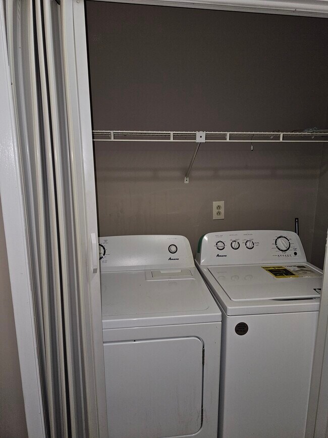 Foto del edificio - 6640 Willow Pointe NW