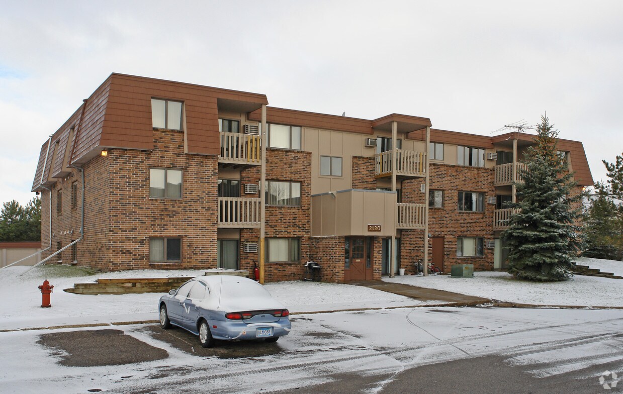 Hidden Valley Apartments Northfield, MN