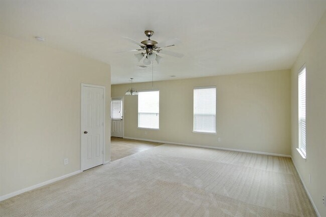 Building Photo - 5806 Le Carpe Plantation Ct