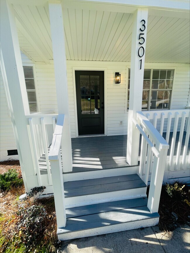 Foto del edificio - 3501 Taylor St