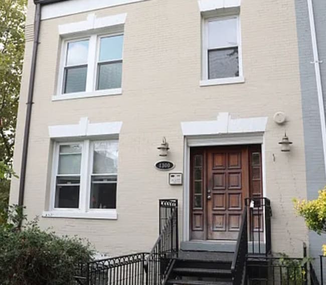 Photo - 1300 Belmont St NW Townhome