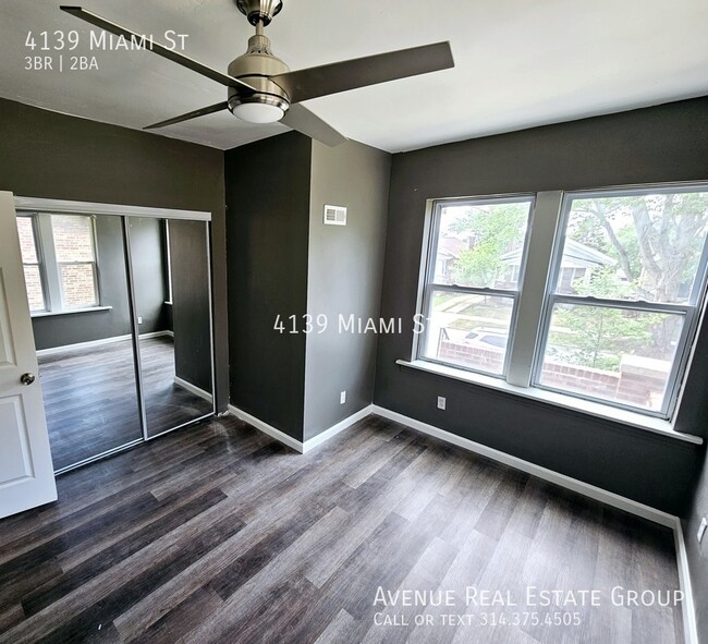 Building Photo - 3bd, 2bth Gem in Tower Grove South!