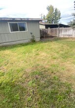 Building Photo - 1701-1701 Allen Creek Rd