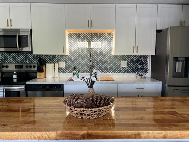 Foto del edificio - 8402 Muldoon Ct