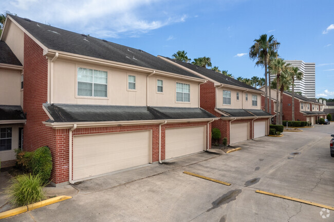 Foto del edificio - Miramar Townhomes