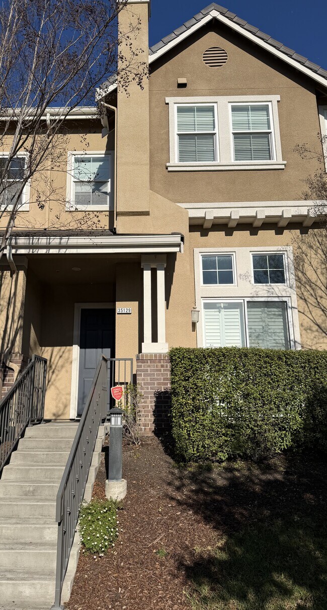 Foto del edificio - 35129 11th St