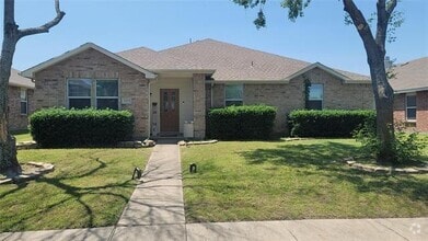 Building Photo - 3009 Meadow Bluff Dr