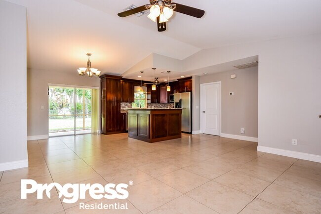 Foto del edificio - 507 SE 25th Ln