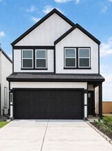Building Photo - 2908 Crown Gate Dr