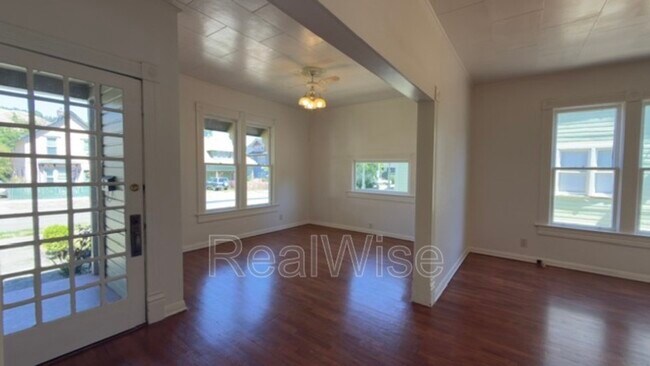 Foto del edificio - 1105 SE Pine St