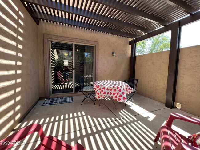 Foto del edificio - 3683 W Mccauley Ct