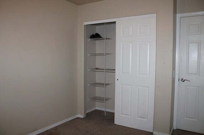 Building Photo - 768 NE 9th St
