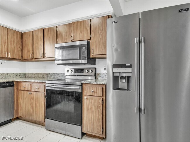 Foto del edificio - 624 SE 12th Ct