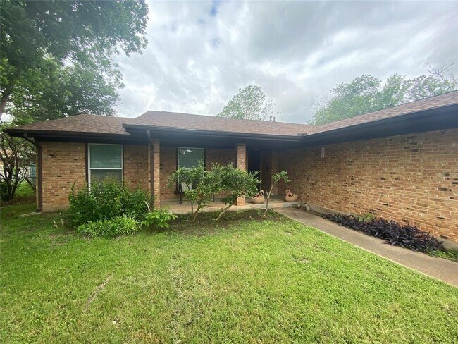 Building Photo - 10903 Running Buck Ln