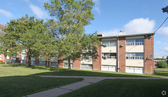 Photo du bâtiment - Lawrence Heights