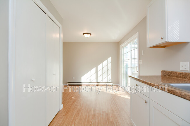 Foto del edificio - 76 Maple St