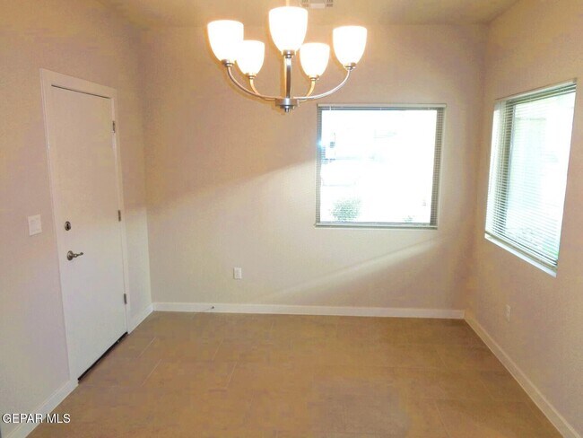 Foto del edificio - 14932 Tierra Haven Ave