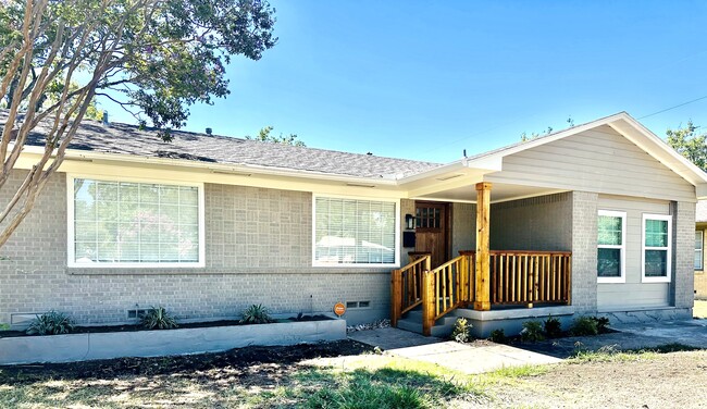 Foto del edificio - 441 Jolee St