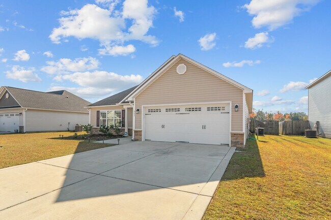 Foto del edificio - 3 Bedroom 2 Bathroom Home in Onslow Bay!