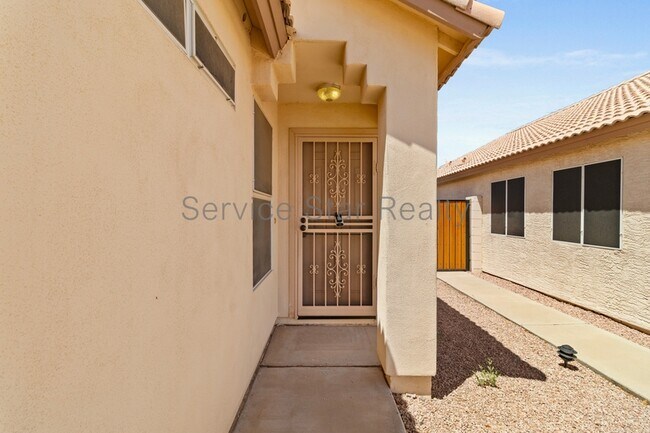 Foto del edificio - 1056 W Todd Dr