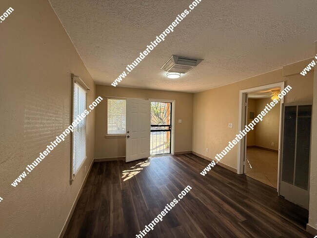 Foto del edificio - Charming 1 bedroom 1 bath Casita in the No...