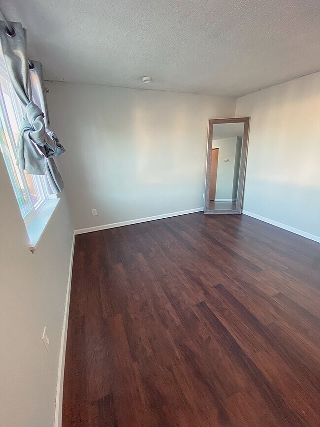 Foto del edificio - 10318 15th Ave Ct E