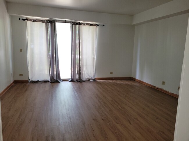 Building Photo - 1148 Regency Ct