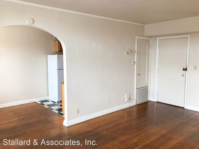 Foto del edificio - 1 br, 1 bath Apartment - 37 - 57 E 38TH ST...