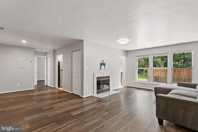 Foto del edificio - 13212 Meander Cove Dr