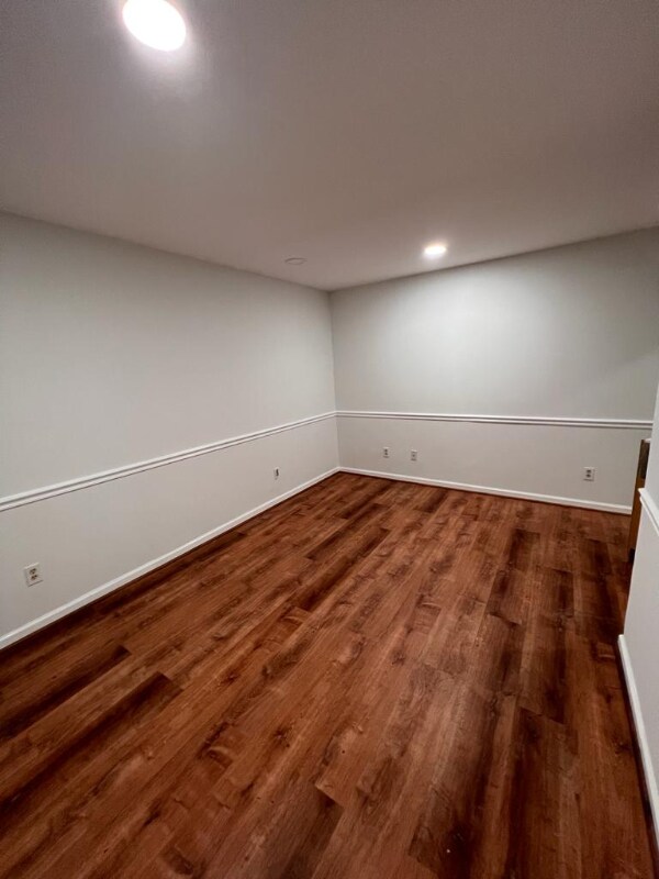 Building Photo - 1220 dapple