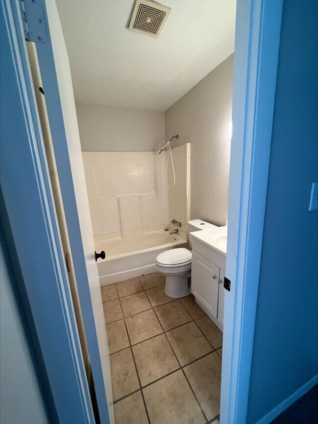 1538 Darren Cir Unit NA, Portsmouth, VA 23701 Condo for Rent in