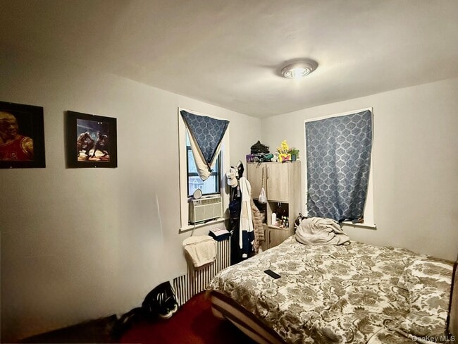 Building Photo - 433 4th St