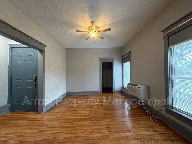 Foto del edificio - 738 N 25th St