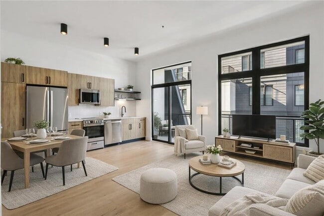 Building Photo - 567 Ponce De Leon Ave NE